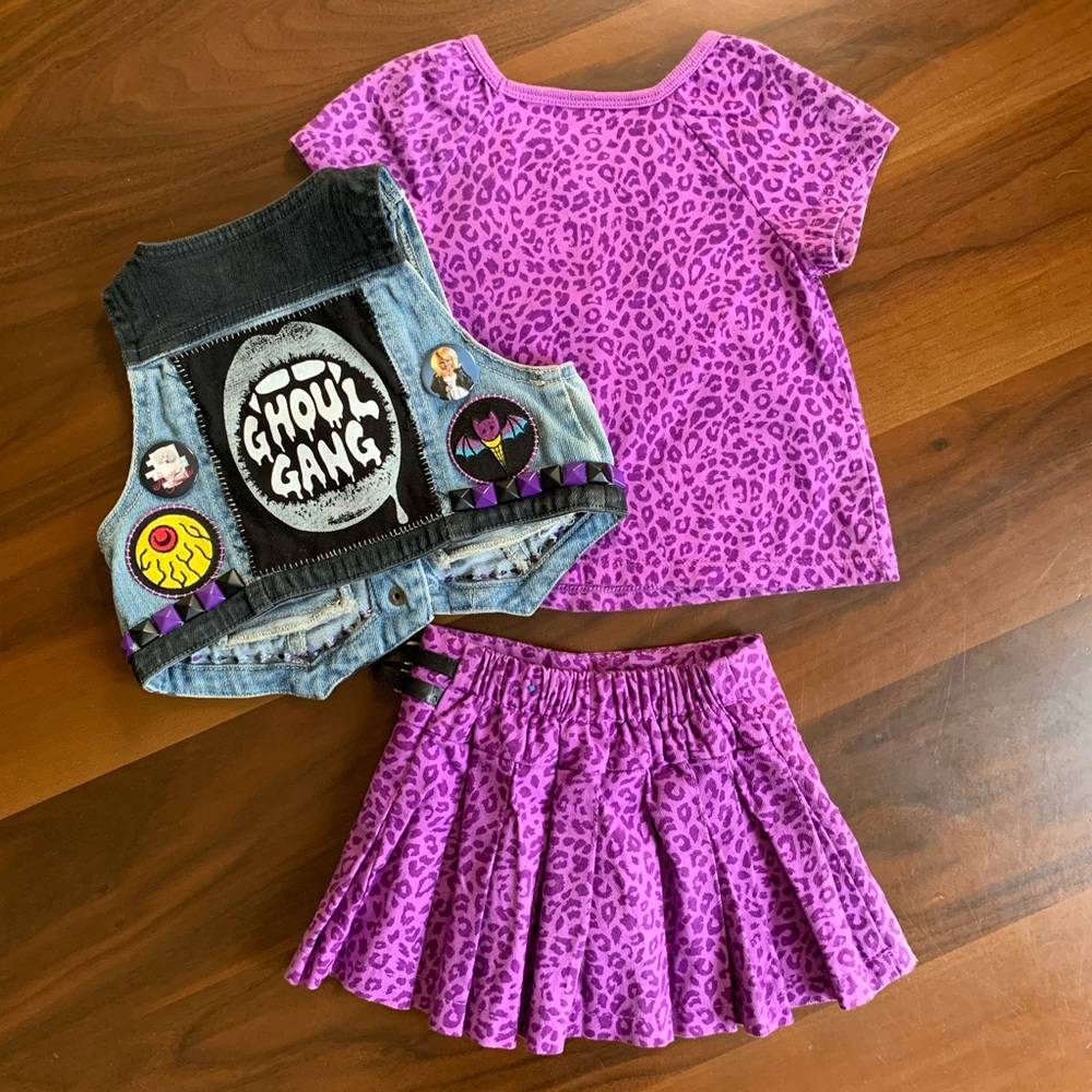 DIY Punk Vest “Ghoul Gang” 12-18 months 🖤💀💖🤘😎